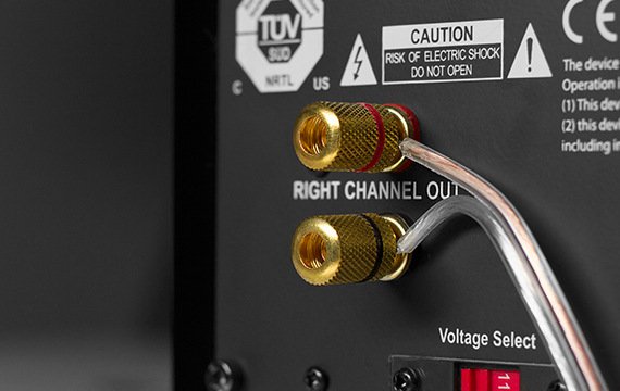 What should be atten when choose a speaker cable